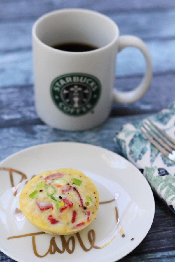 Homemade healthy starbucks sous vide egg bites without the sous vide machine. This is a delicious and healthy low-carb, protein-packed snack. fitnessista.com