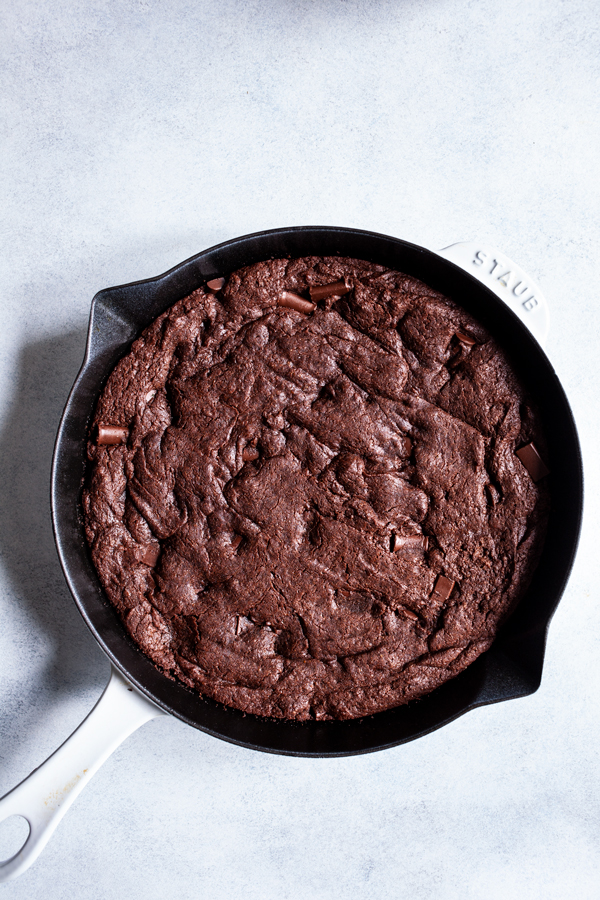 Fudgy Secret Ingredient Vegan Skillet Brownies | The Full Helping