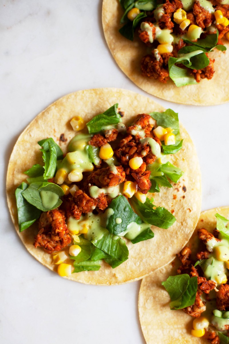 Tangy Chili Lime Tempeh Tacos | The Full Helping